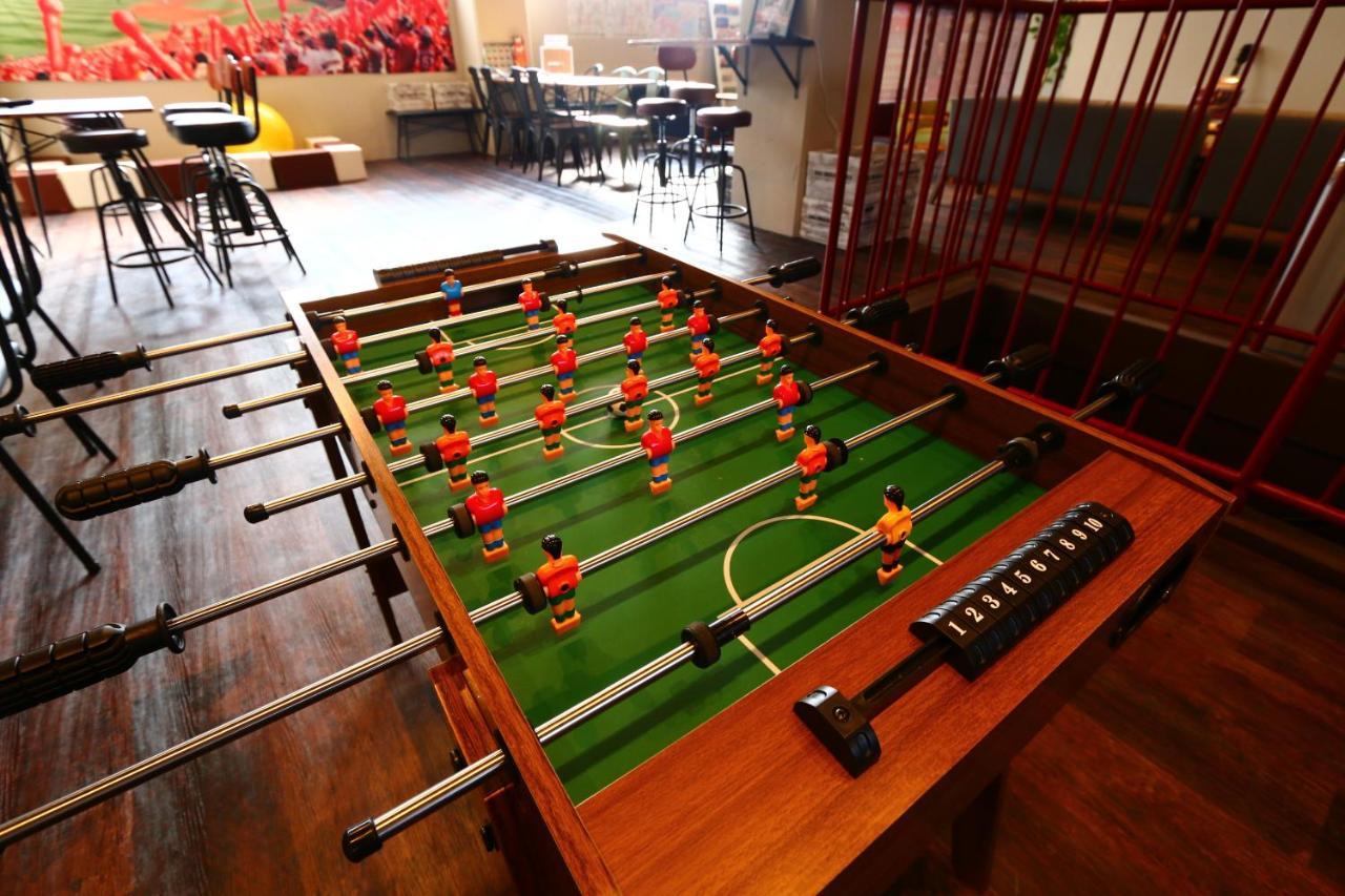 Ostello Red Helmet House & Sports Bar Hiroshima Esterno foto